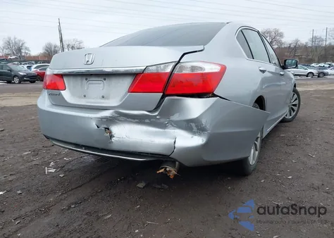 2015 Honda Accord Lx z USA, uszkodzony, nr VIN 1HGCR2F37FA102366